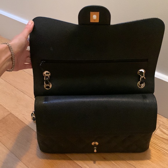 CHANEL JUMBO CAVIAR CLASSIC DOUBLE FLAP GOLD HARDWARE - Picture 11 of 16